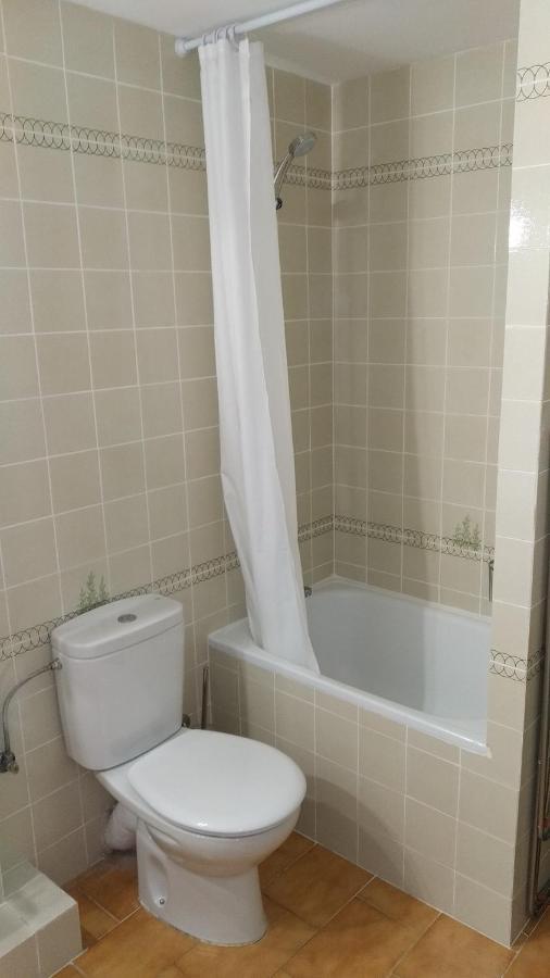 Apartamento renovado, luminoso, a 300m de la playa Empuriabrava Exterior foto