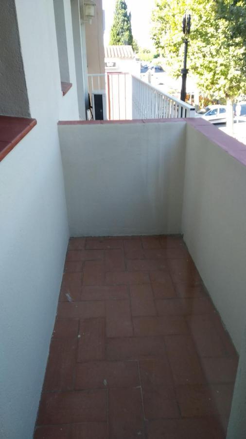 Apartamento renovado, luminoso, a 300m de la playa Empuriabrava Exterior foto