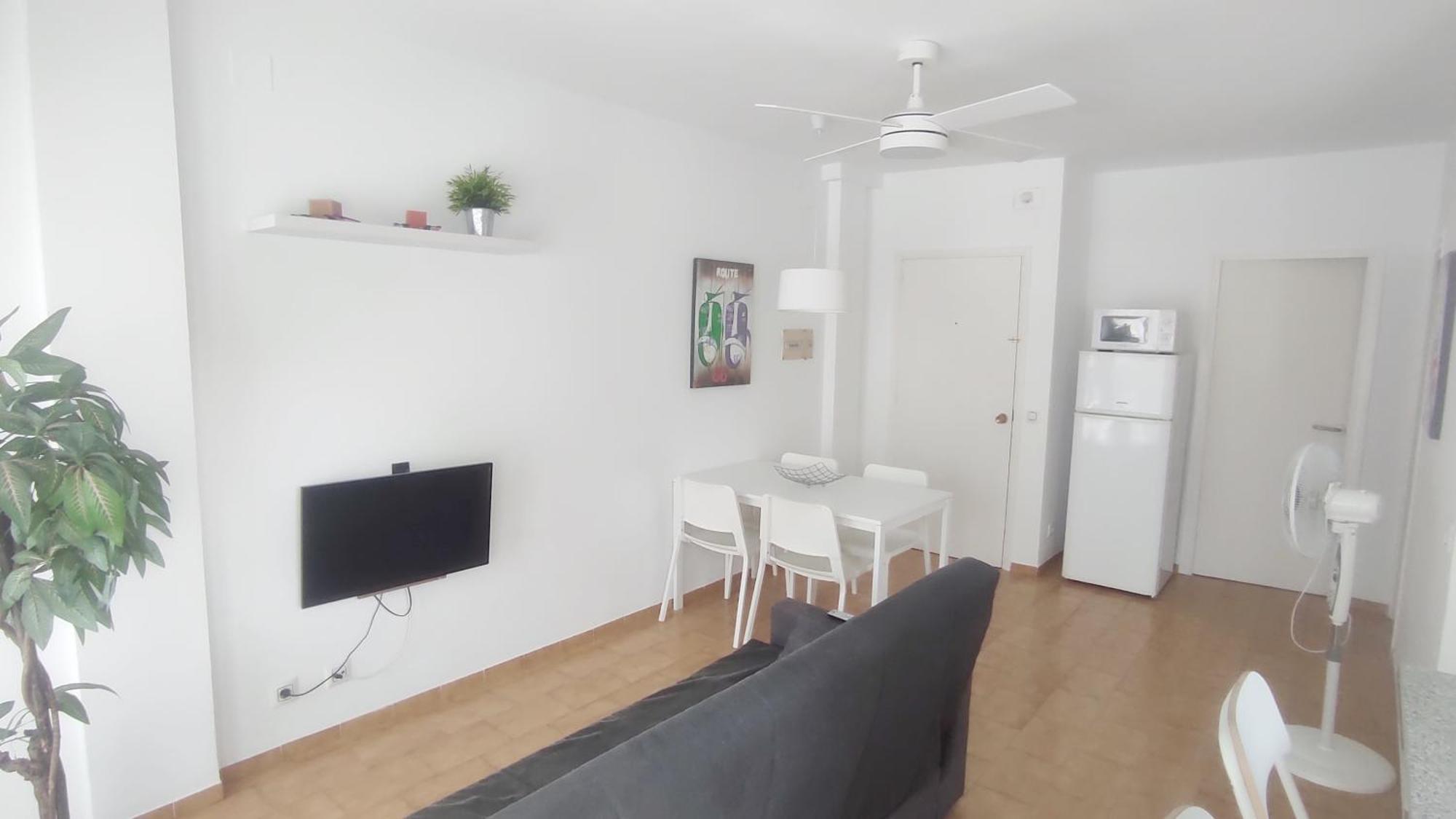 Apartamento renovado, luminoso, a 300m de la playa Empuriabrava Exterior foto
