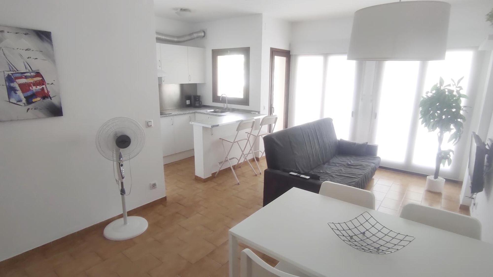 Apartamento renovado, luminoso, a 300m de la playa Empuriabrava Exterior foto